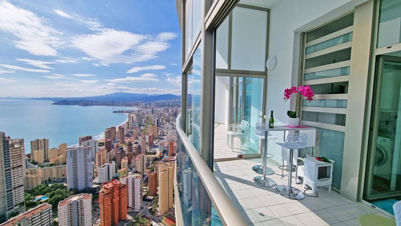 Slyline 40 Lujoso Apartamento De 1 Dormitorio - Muy Soleado 베니돔 외부 사진